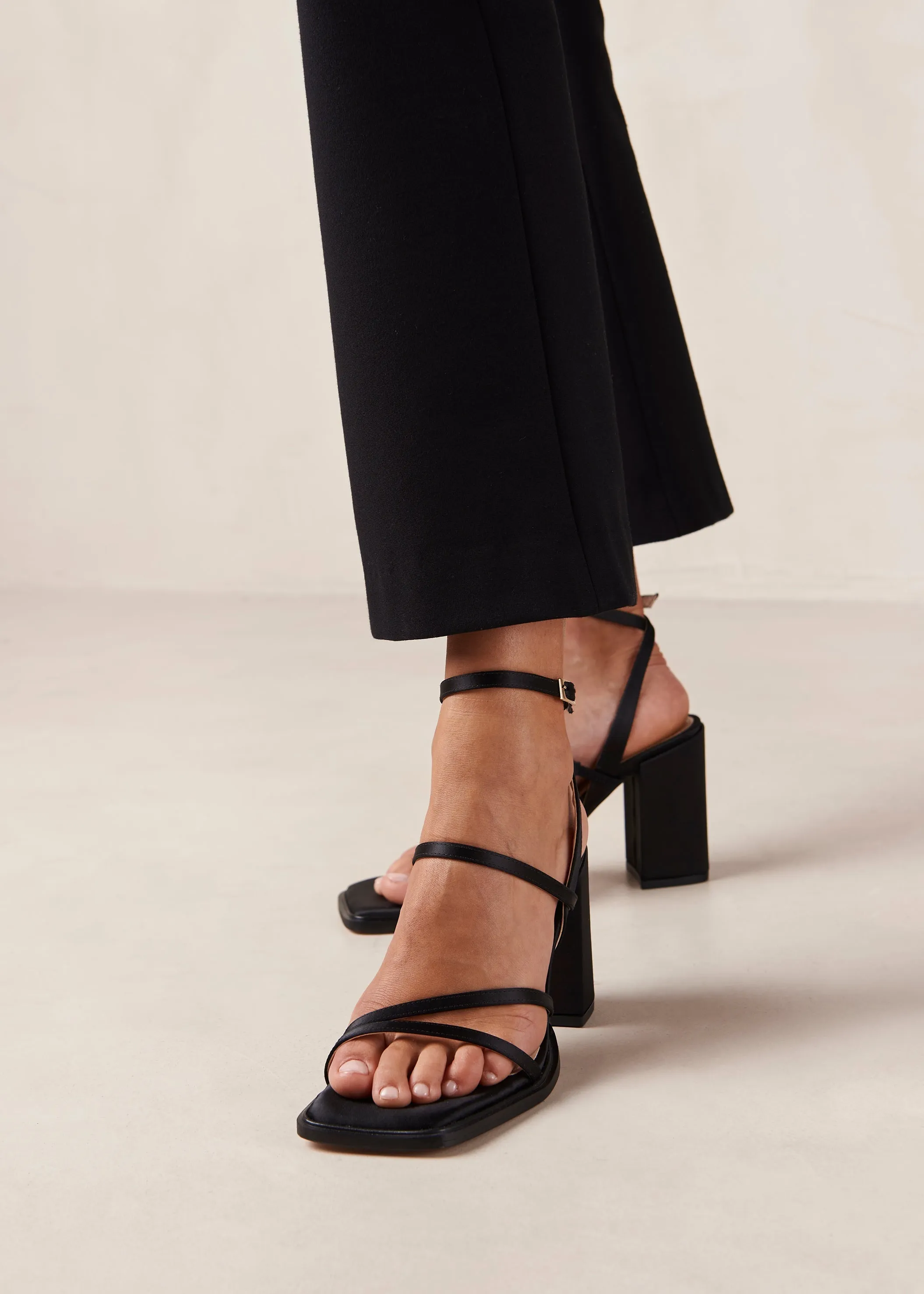 Alexa Silky Sandals - Black