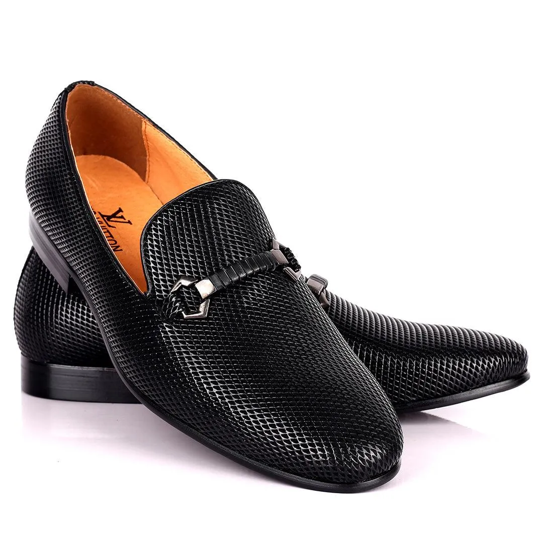 Lou Elegant Metal Logo Designed Patterned  Black Formal Shoe